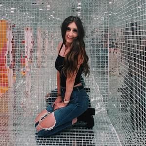 Meet your Posher, Sara